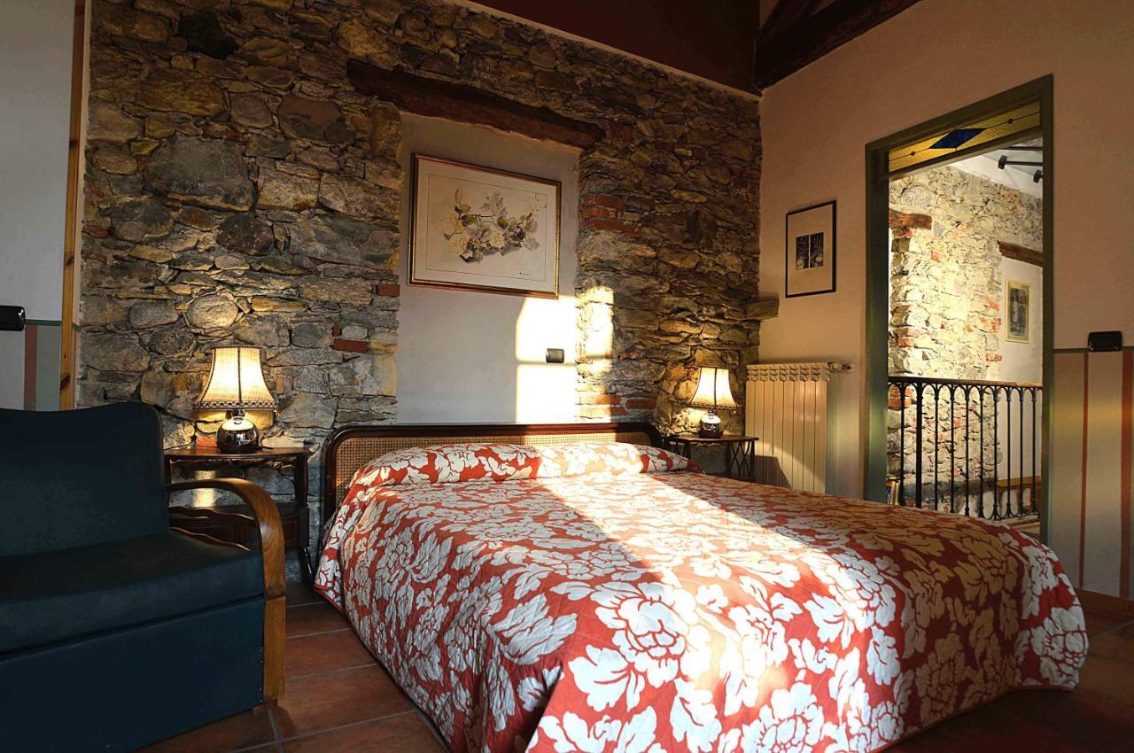 Bed and Breakfast Il Cortile - Casa D'Artista Casalzuigno Exterior foto