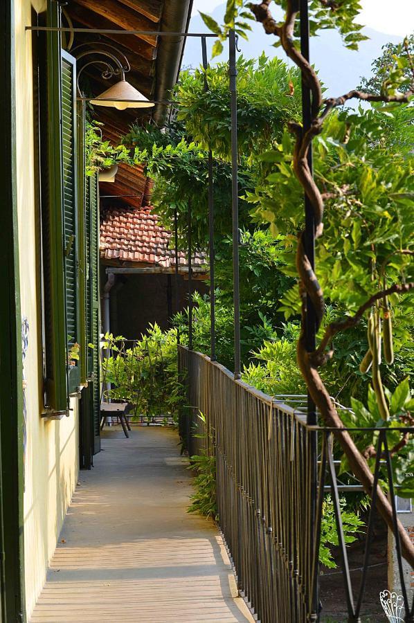 Bed and Breakfast Il Cortile - Casa D'Artista Casalzuigno Exterior foto